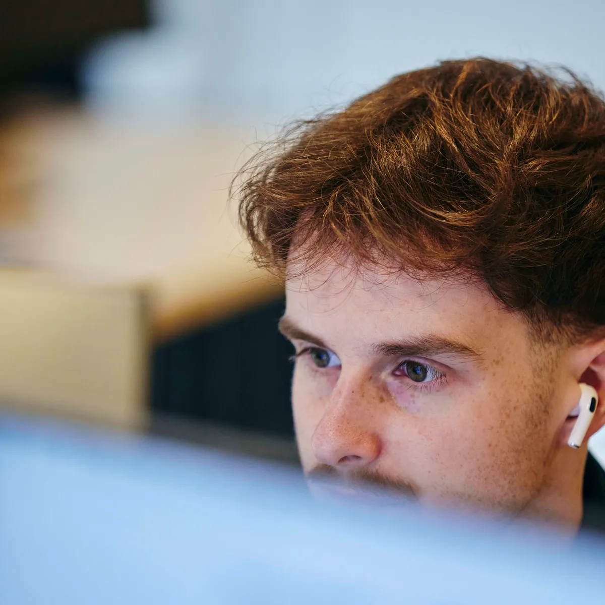 UBDS Digital Manchester man with ipods working | cloud infrastructure